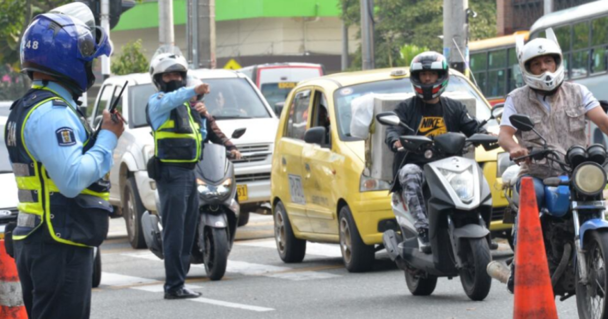 PICO y PLACA en MEDELLÍN para el lunes 17 de febrero 2025