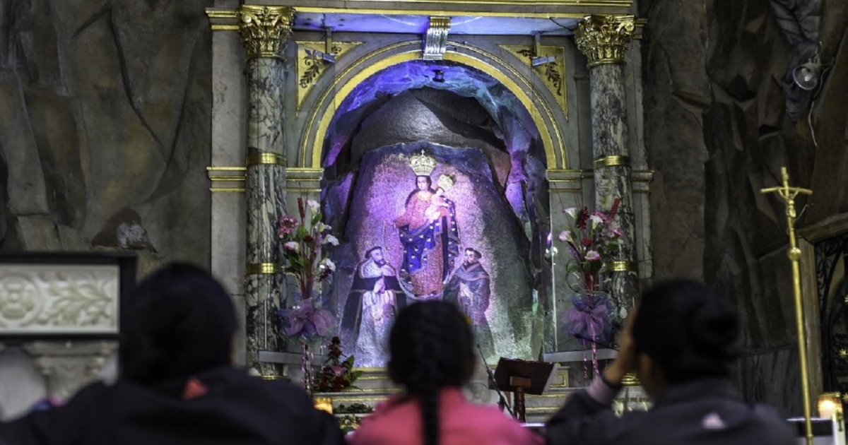 Vertido dedicado al turismo religioso