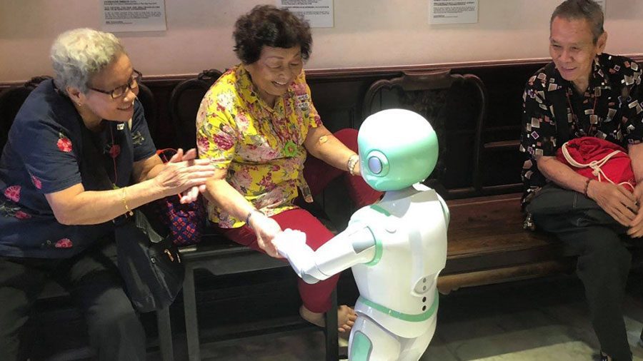China fortalecerá el uso de IA para el cuidado de los ancianos