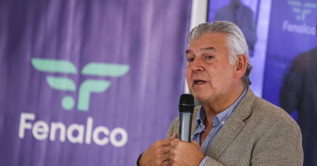El conflicto de lo fenial y el gobierno está creciendo