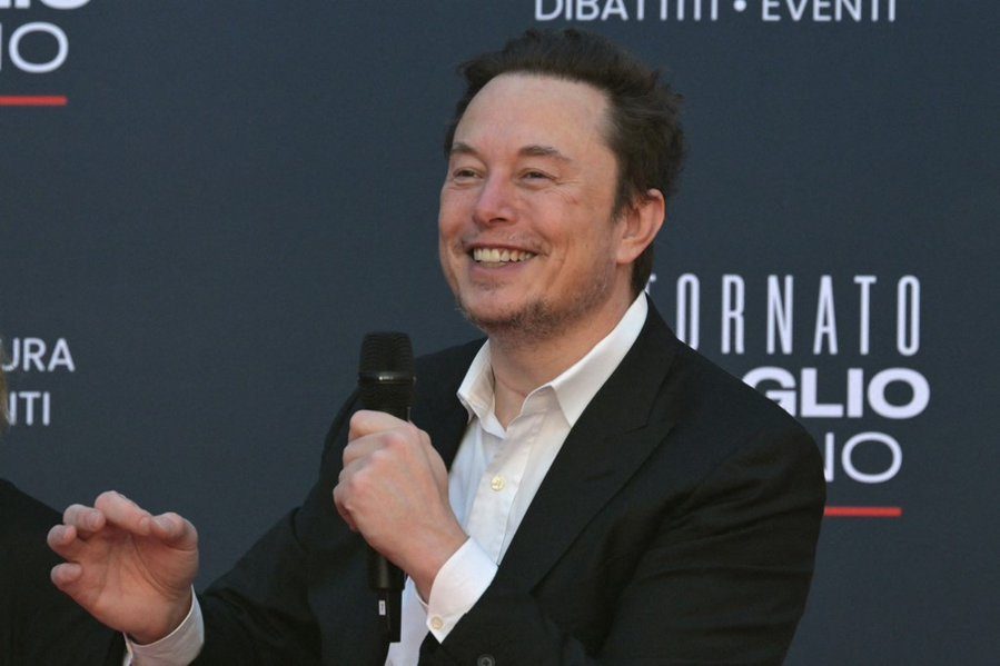 Elon Musk vendió la red social X a una de sus empresas por $ 33,000 millones