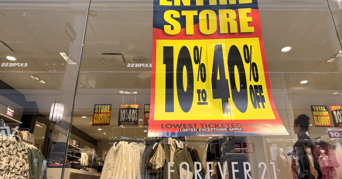 Forever 21 anuncia el lanzamiento y definitivamente se rompería