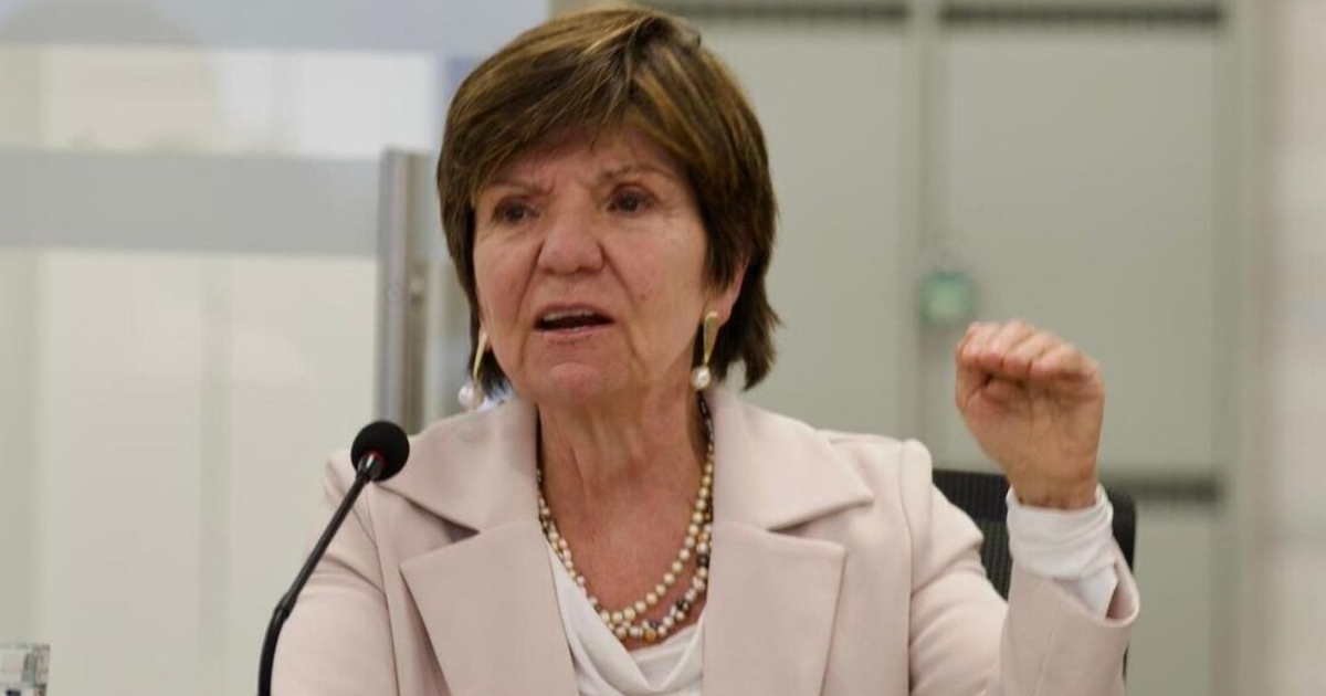 Gloria Cuartas, New Director (S) Víctimas de las víctimas