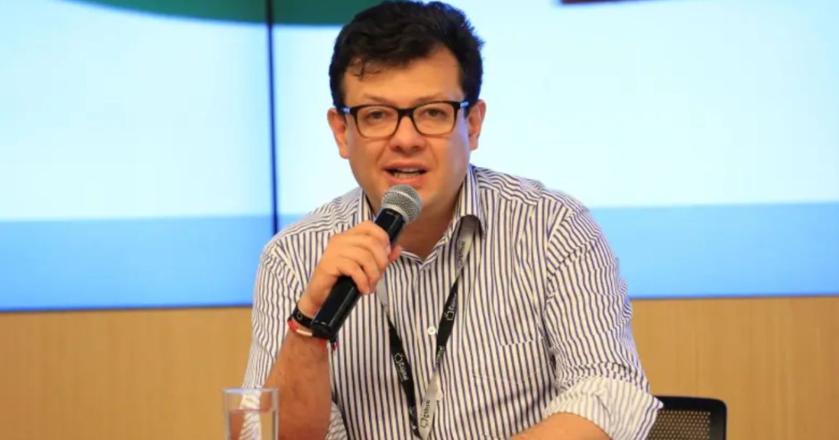 Hollman Morris anuncia su jubilación temporal de RTVC