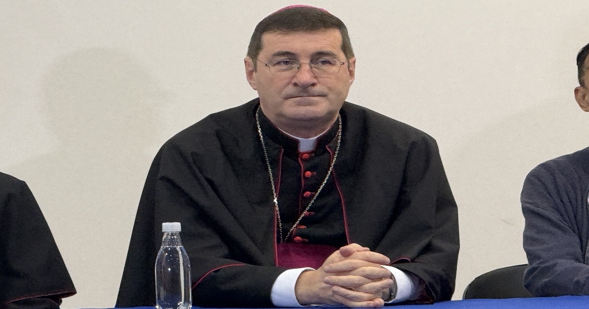 Monseñor Paolo Rudelli está buscando sanciones para el Papa