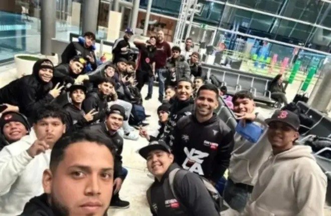 18 Los jugadores de béisbol de Venecuela en España niega que hayan sido abandonados por su entrenador: "Decidimos quedarnos"