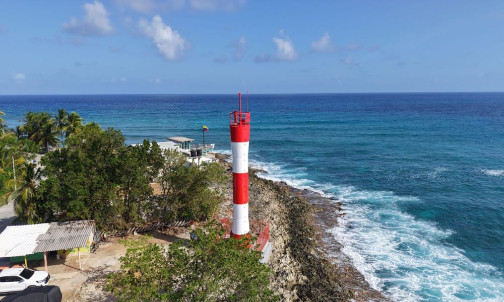 Las ayudas de navegación en las islas de San Andrés y Providencia se modernizan para fortalecer la seguridad marítima - tra