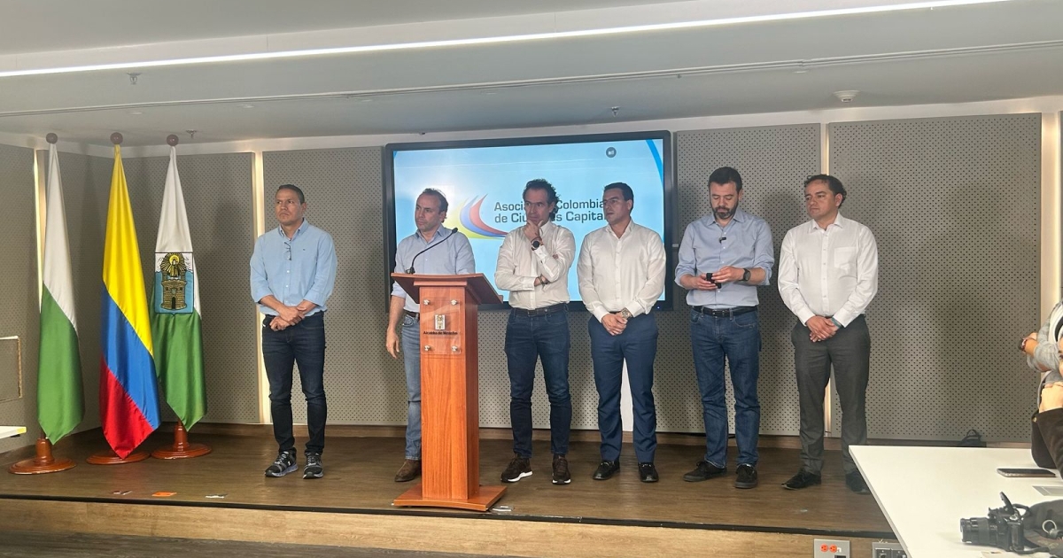 Los alcaldes solicitan atacar a los criminales después de la junta directiva