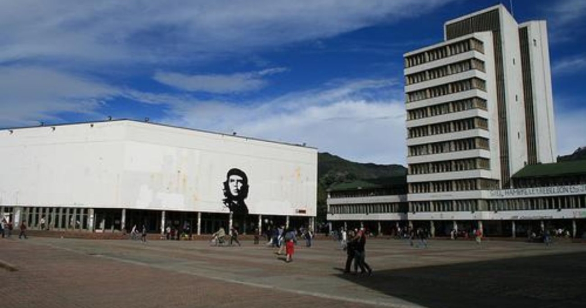 Advertir los riesgos financieros en las universidades públicas