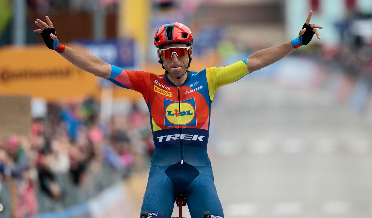 Carlos Verona ganó la 15a etapa del cambio italiano