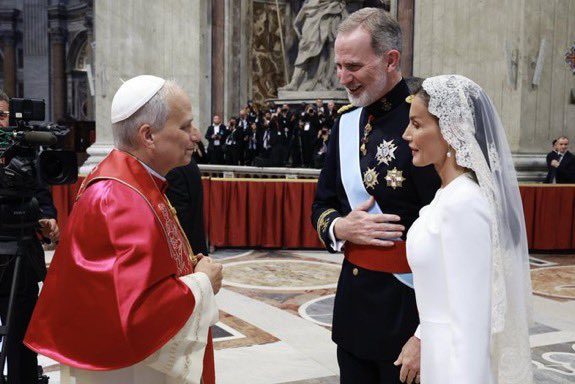 Esta fue la presencia de Felipe VI y Queen Letizia en la masa introductoria del Papa Leo XIV