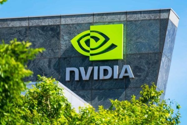 NVIDIA ganó un 26% más en el trimestre, pero obtiene una licencia para exportar a China
