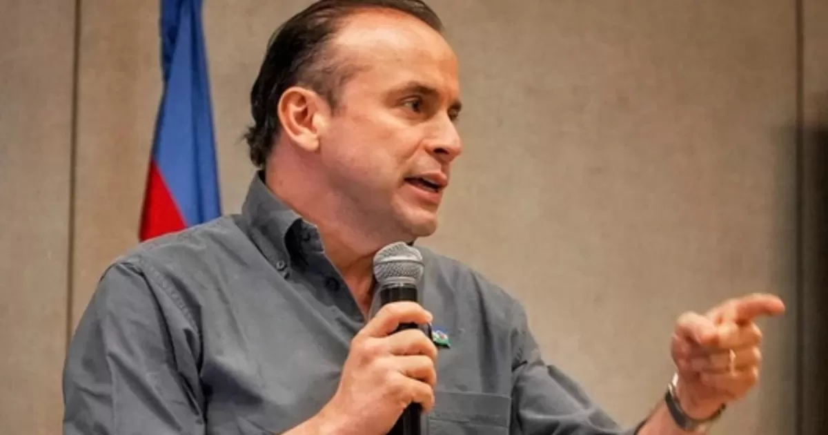 Eder le pide al gobierno que invierta en recursos de seguridad.