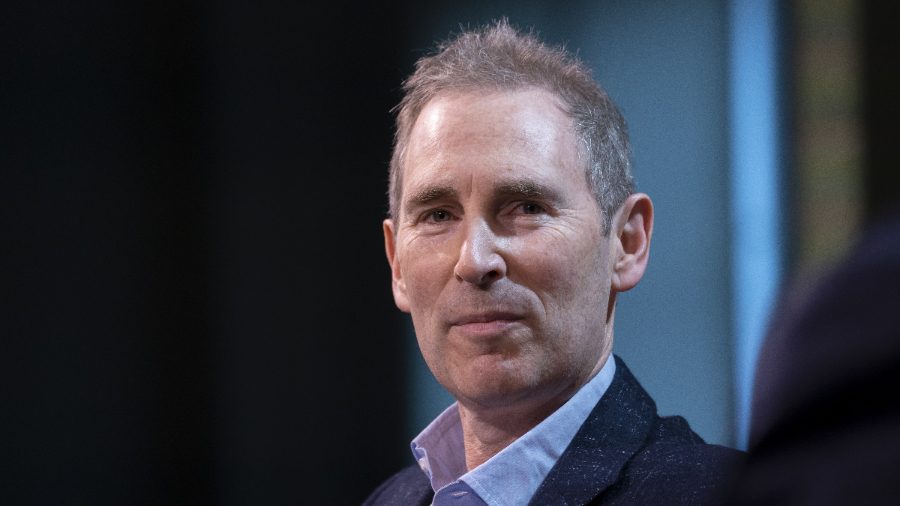 El CEO de Amazon ha anunciado que Multinational reducirá su lista de pagos de los empleados para usar más IA