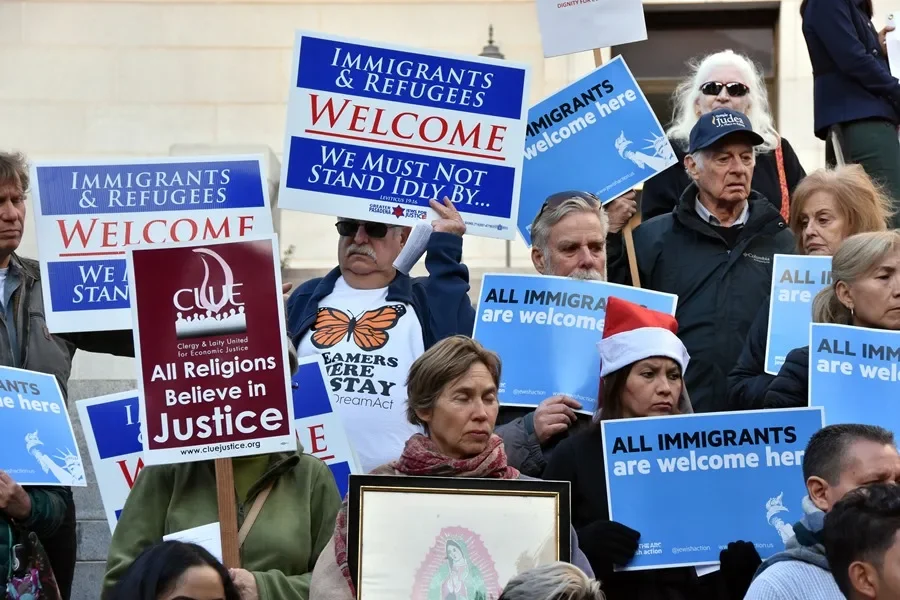 El gobierno de Trump retira una lista de "santuarios" de la jurisdicción de inmigrantes después de recibir críticas
