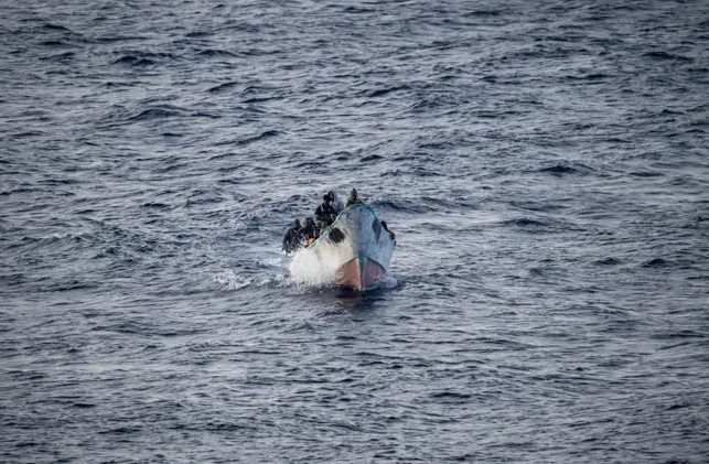 Exploran la apariencia del cuerpo de migrantes atados de las piernas y las manos en las islas Balear