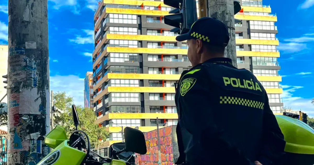 Explore encontrar un cuerpo sin vida de un policía