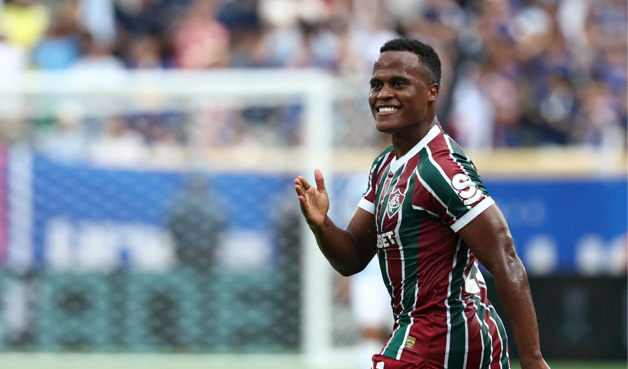 Jhon Arias, "Figura exclusiva" y "mal usado en la selección": Vélez