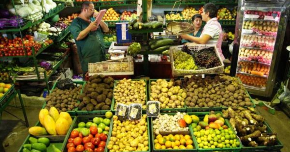 La inflación anual en Colombia cayó en mayo, informó los días