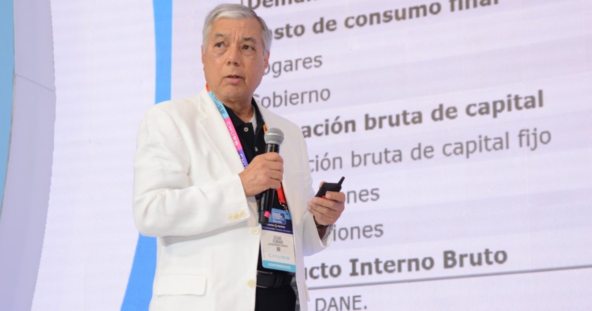 Los superiores celebran la recuperación financiera en Colombia
