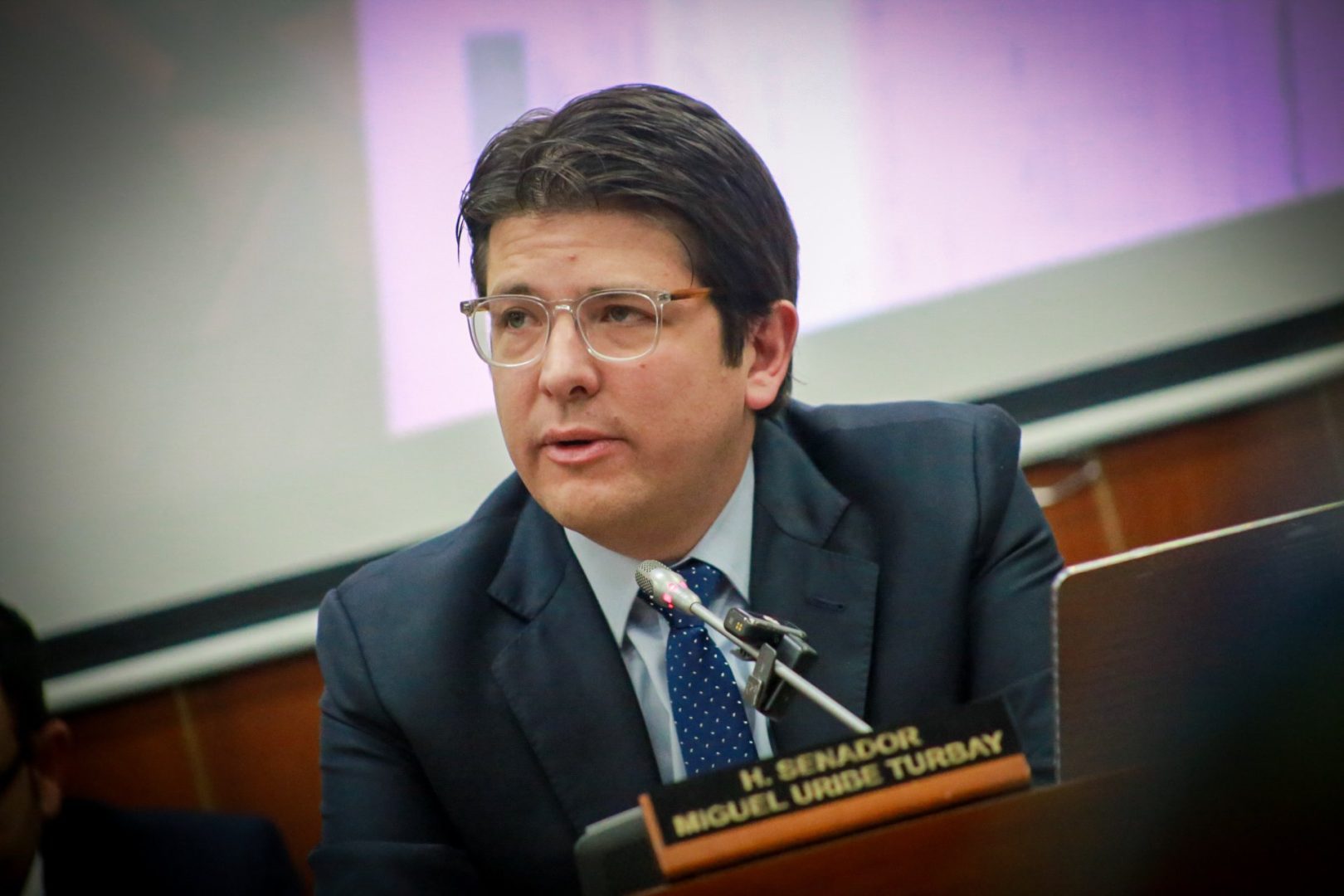 Miguel Uribe permanece en un estado crítico, pero muestra "una respuesta a la instalación del manejo"
