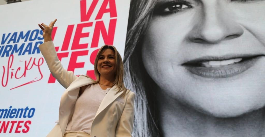 Vicky Dávila recolectará firmas para su candidatura presidencial