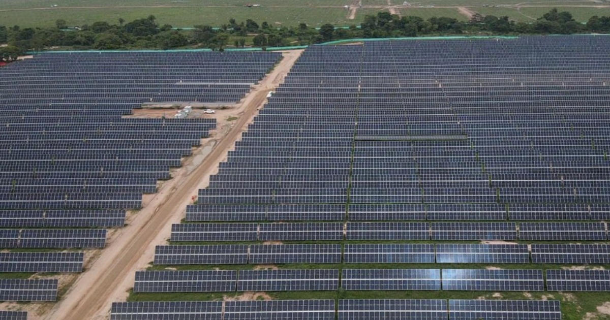 ¿Dónde está la junta solar más grande de Colombia?