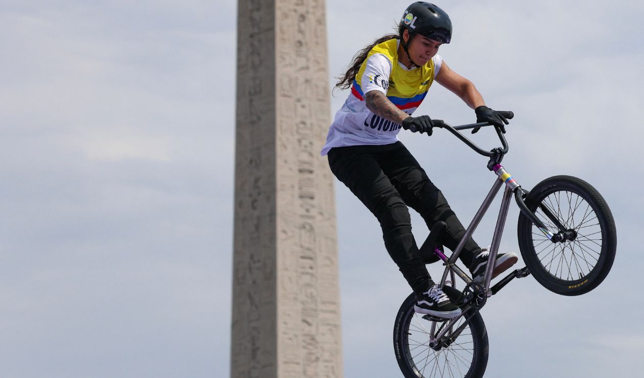 Campeón de la reina Saray en BMX