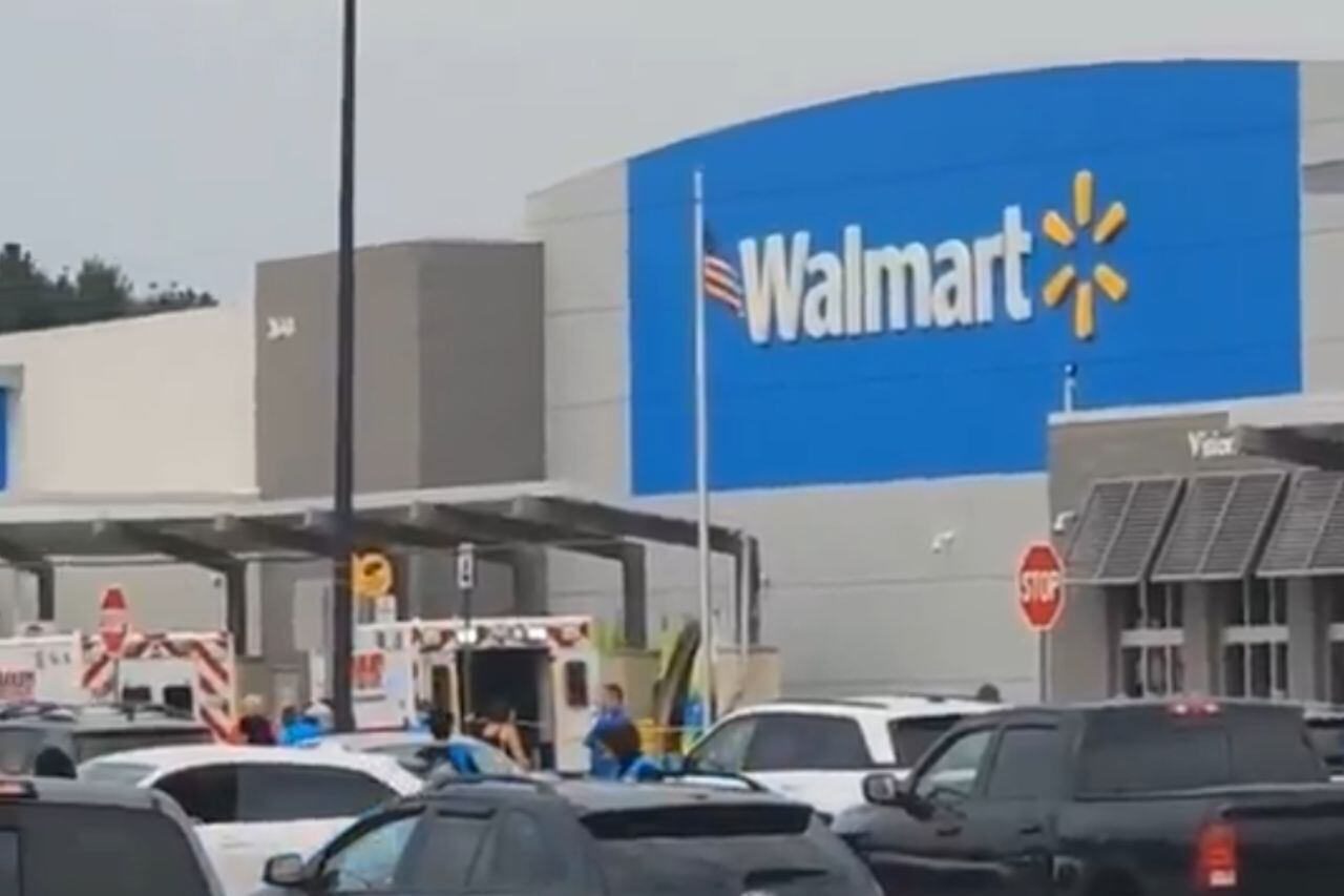 Confirme 11 bajas de negocios masivos en Walmart de Michigan