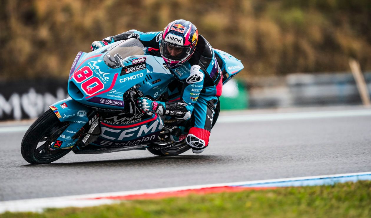 David Alonso vino por detrás y brilló en el GP de la República Checa Moto2