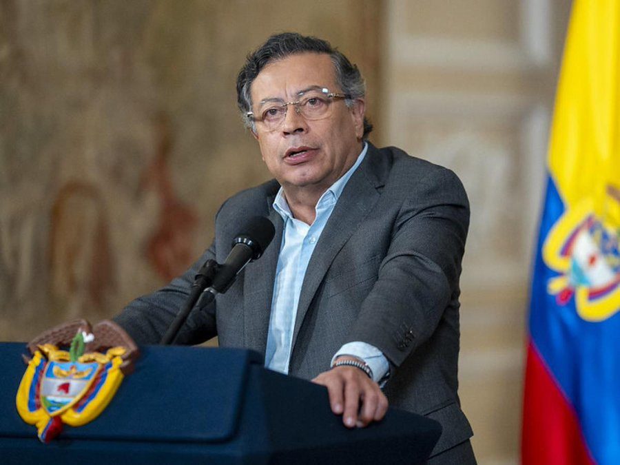 El fiscal pregunta sobre la supuesta conspiración de Álvar Leyve para "mentir" a Petro