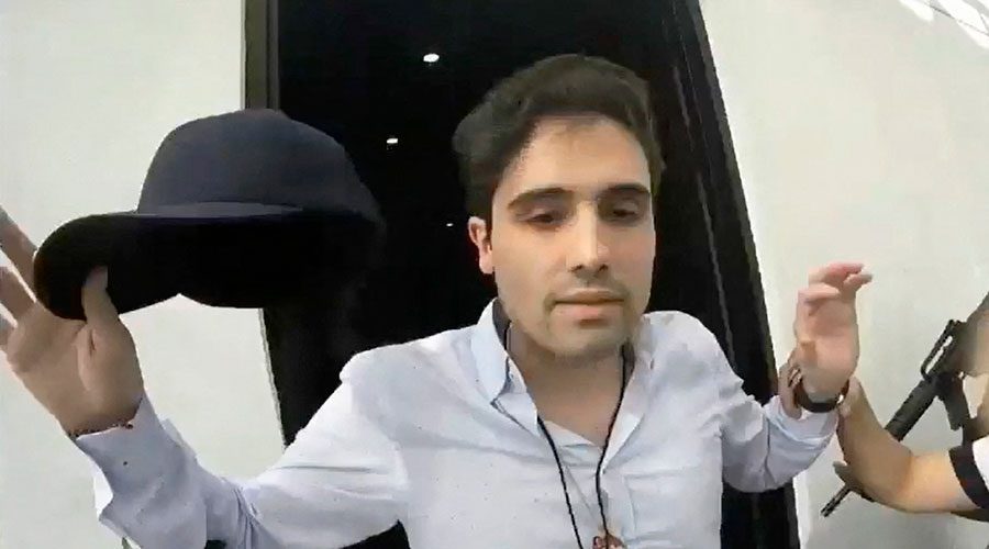El hijo de "Chapo" Guzmán es declarado culpable de tráfico de drogas en los Estados Unidos.