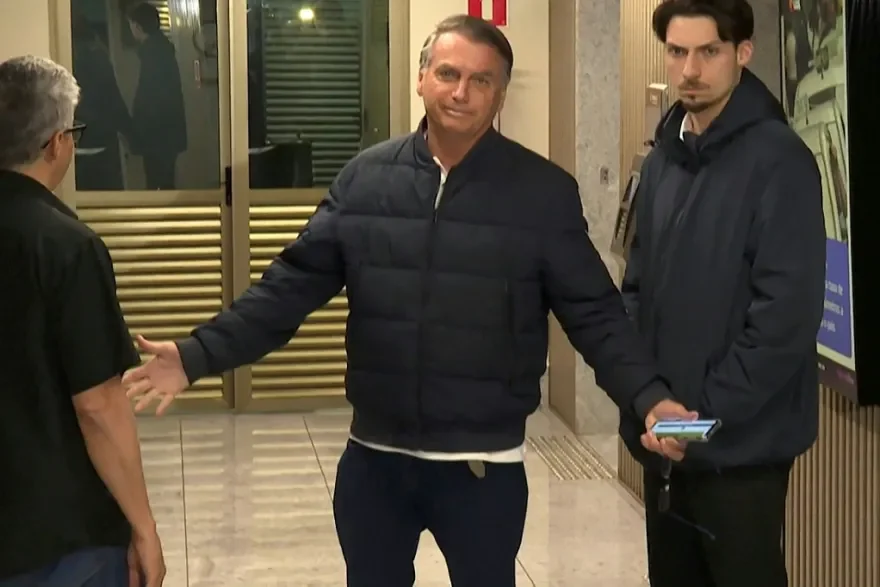 El tribunal brasileño ahora excluye la detención preventiva de Bolsonar