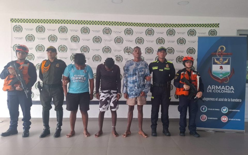 La Marina Nacional ha descubierto la actividad ilegal de la fauna marina en Cayo Acuario - Extra