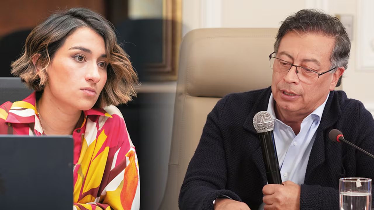 Laura Sarabia presentando la renuncia de Petro
