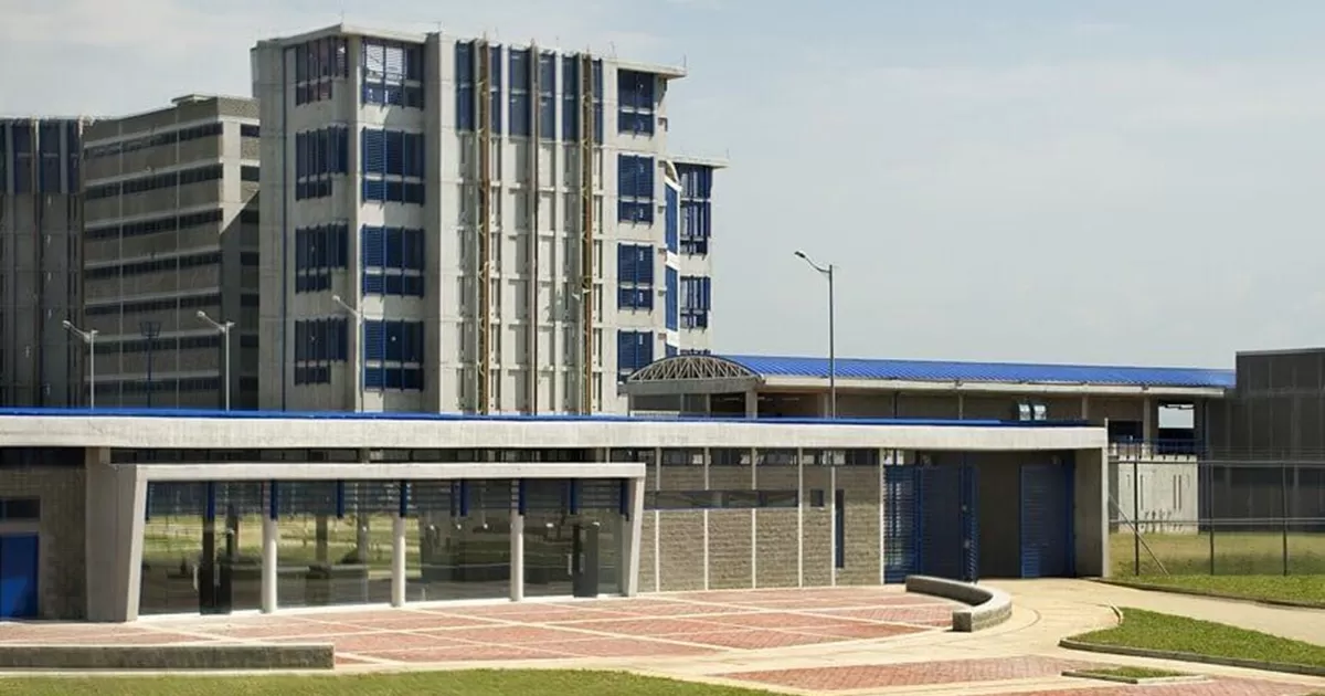 Muerto y 14 heridos después de una rebelión en la prisión de Jamundí