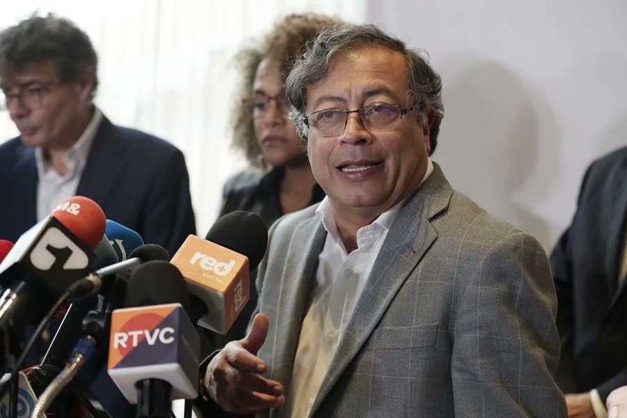 Petro dice que los diálogos sobre la paz con Eln se rompen debido a estas guerrillas