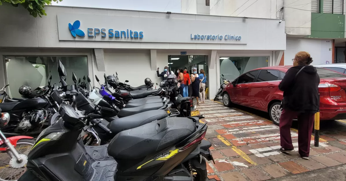 Publicar una oración que favorezca EPS Sanitas
