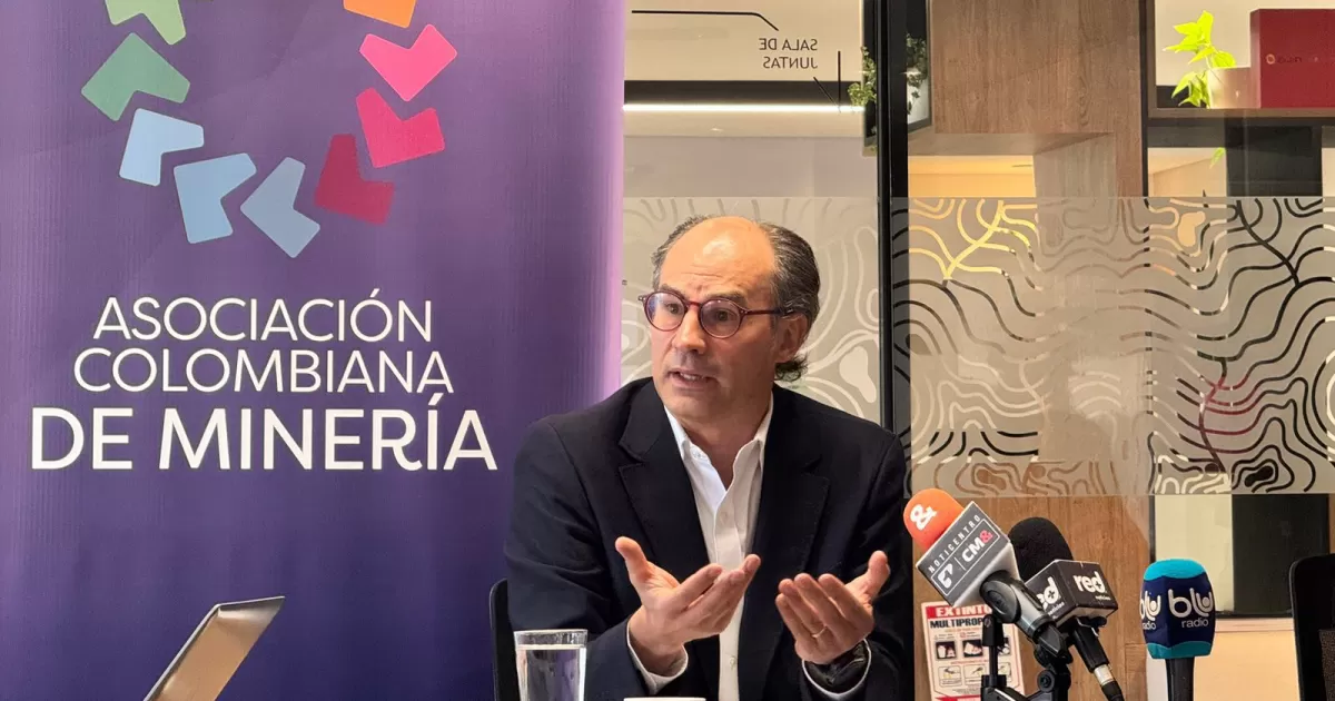 Rudari coincide con Petro con acusaciones de asesinato
