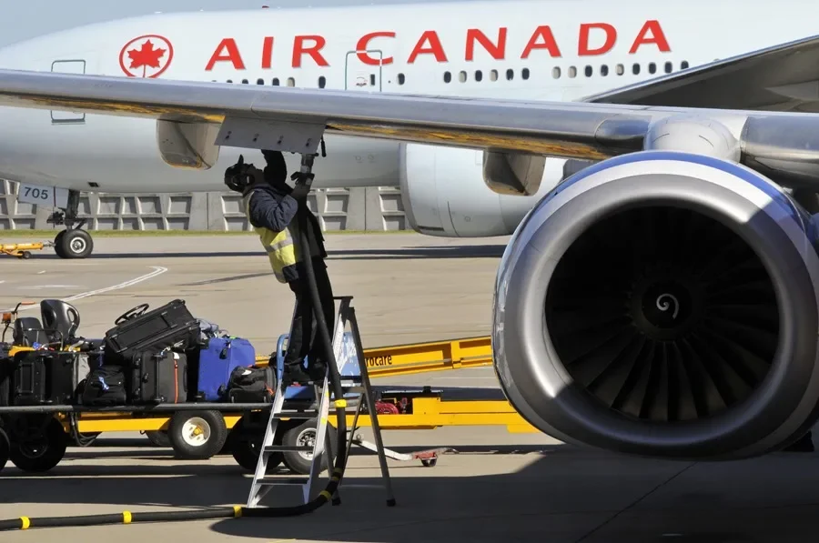 Varias amenazas para las fuerzas de bomba suspensión temporalmente del tráfico aéreo en Canadá