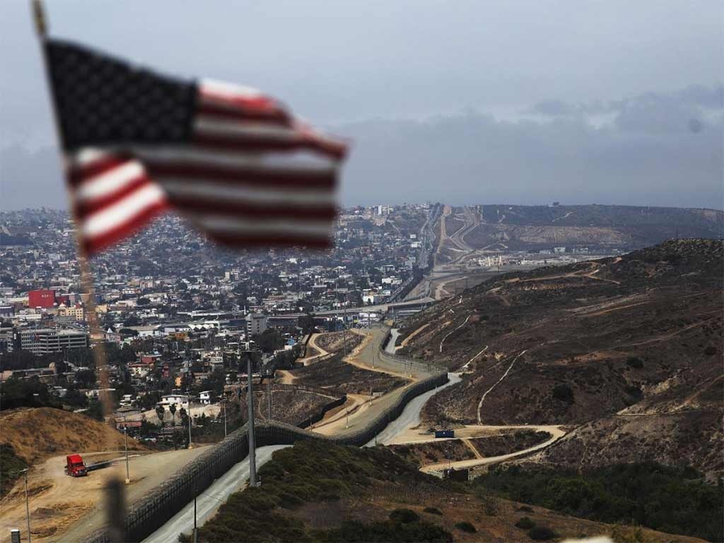 Al menos tres extraños murieron cuando intentaban entrar a los Estados Unidos en la frontera en Texas