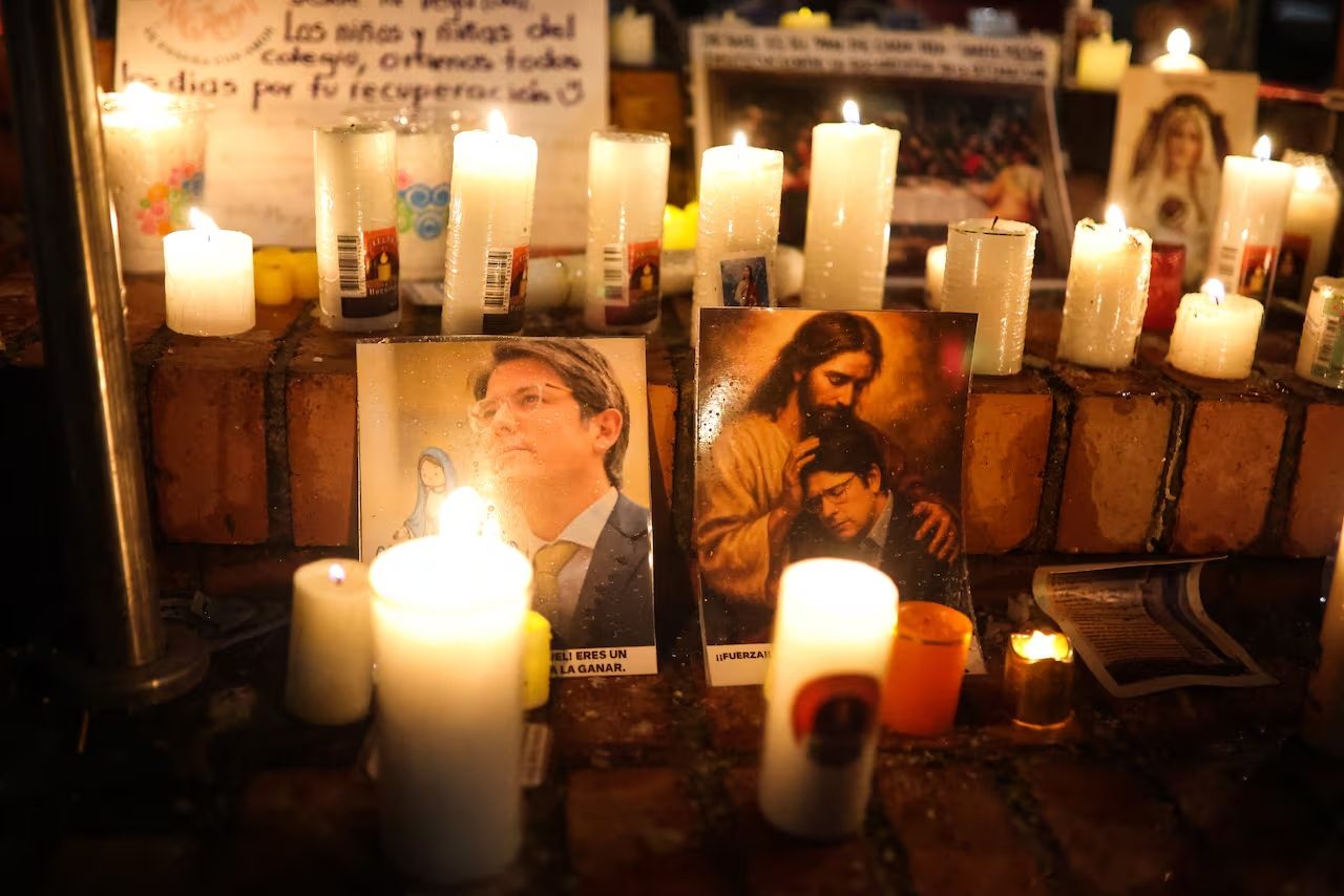 La Clínica Bogotá describe como "resultado triste" la muerte del senador Miguel Uribe Turbay