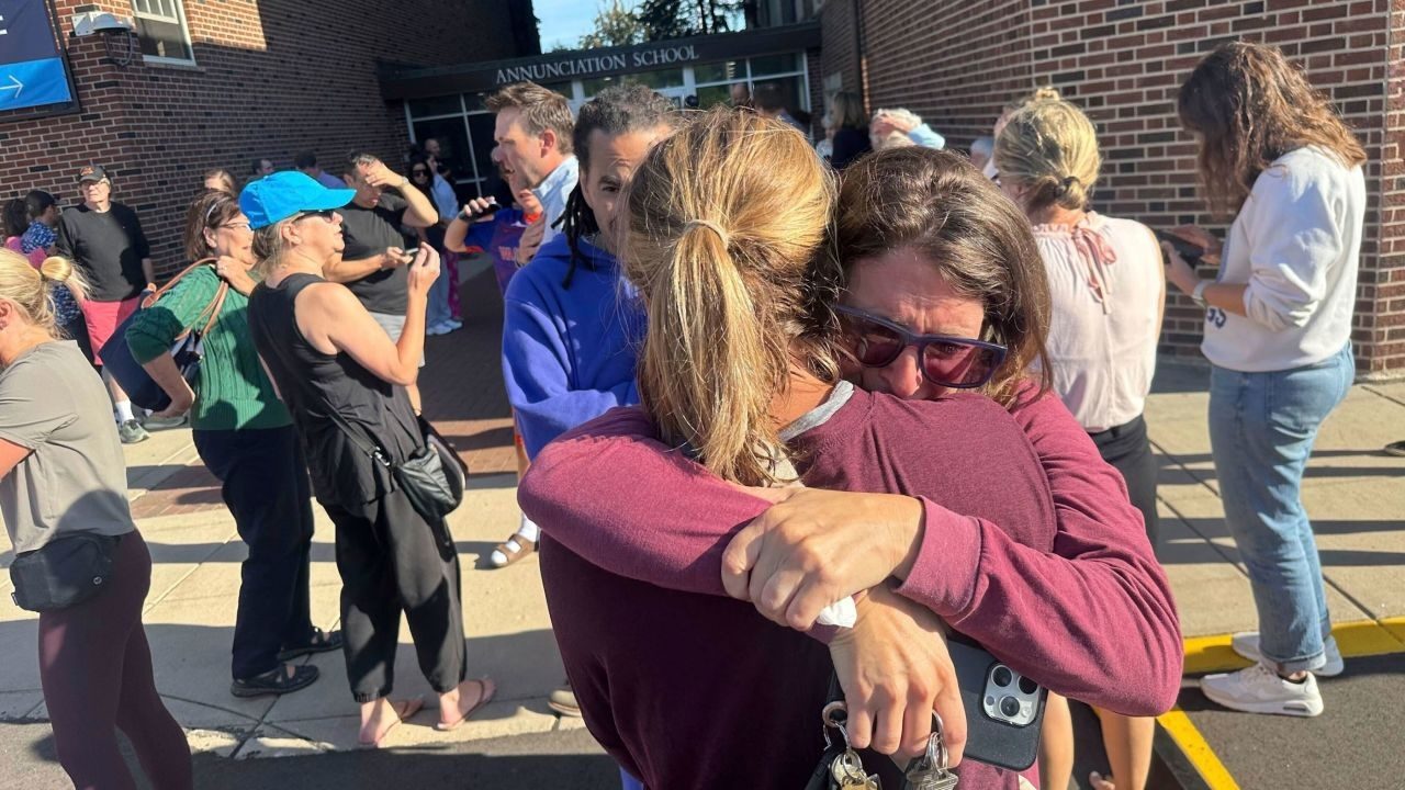 La policía de Minneapolis confirma que dos niños resultaron heridos en el tiroteo y catorce heridos