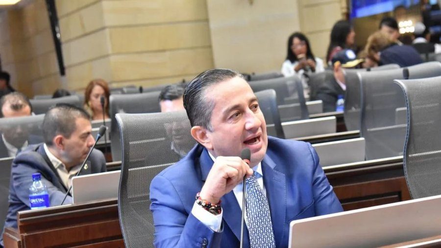 Los disparos atacaron un vehículo donde un representante viajó a la Cámara de Triana Julio César