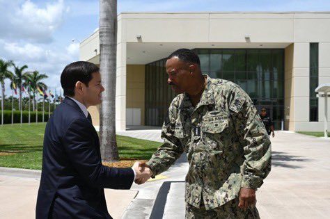 Marco Rubio visita el comando sureño de los Estados Unidos