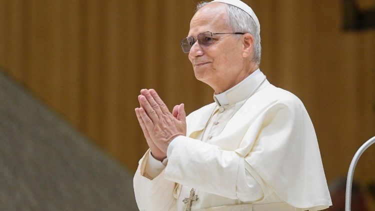 Papa llamó al día de la oración y publicar para buscar la paz