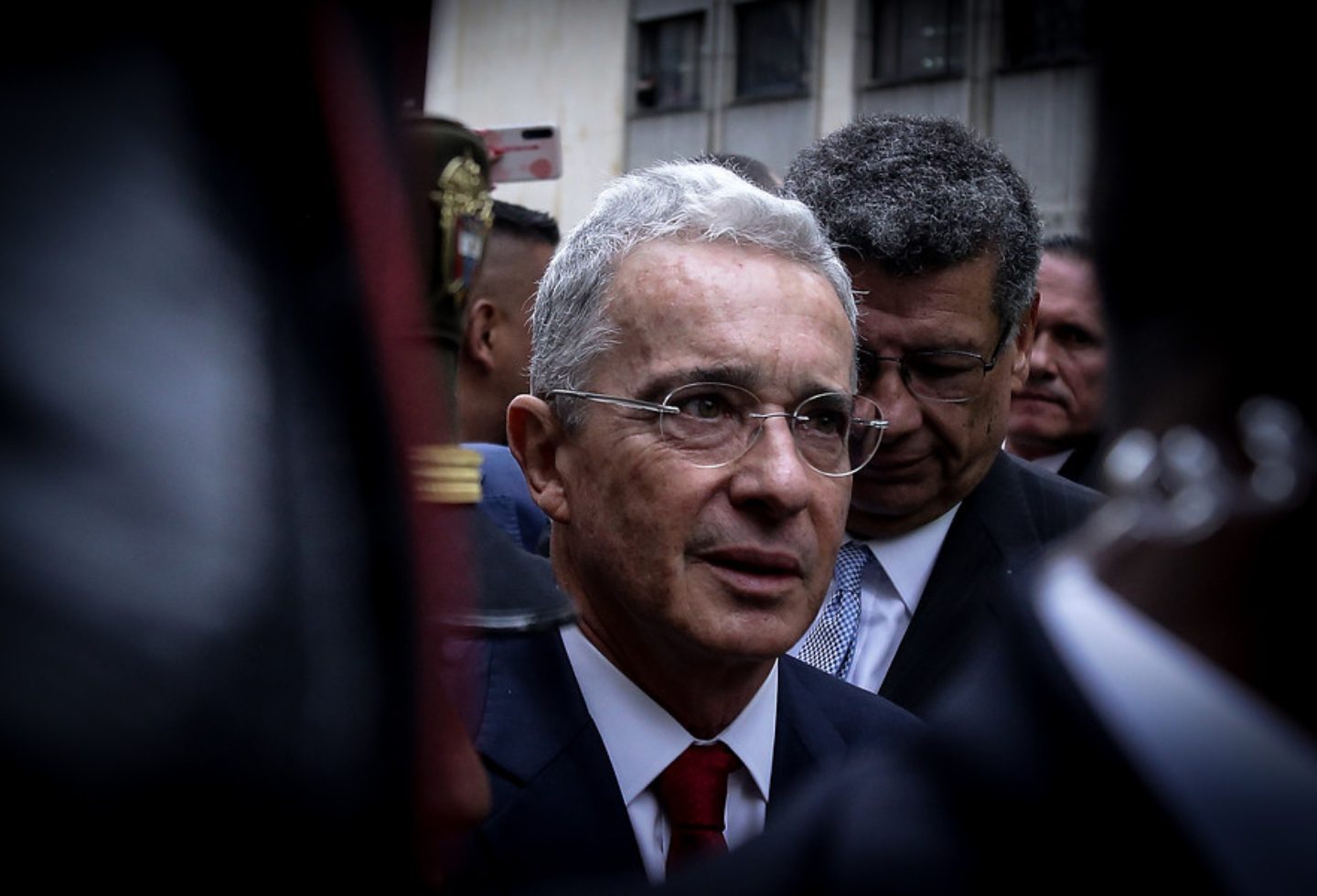 Una revisión de la demanda condena a la orina de Álvaro