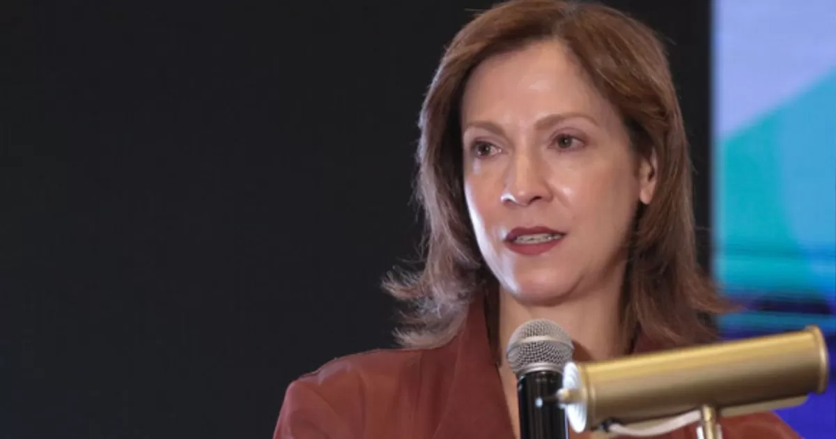 Amcham Colombia está buscando una "cabeza fría" y una carpeta del camino