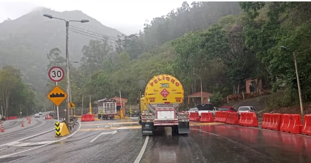 Crisis en Via Bogota-Villaviccio: pérdidas de millonarios