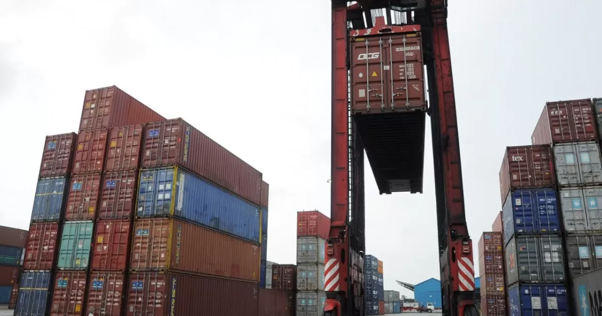 Las importaciones aumentaron en un 10,6 % en Colombia, según Dane